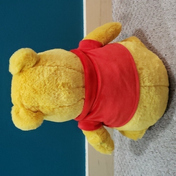 Disney Store winnie the pooh plush - Picture 4 of 4